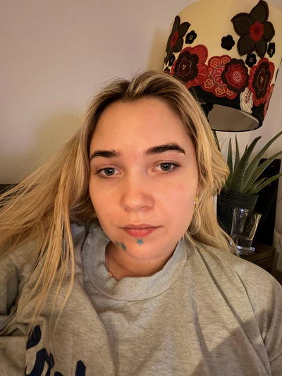 Jessica L, 25